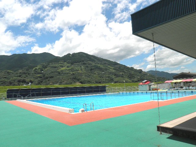 かつらぎ公園町民プール